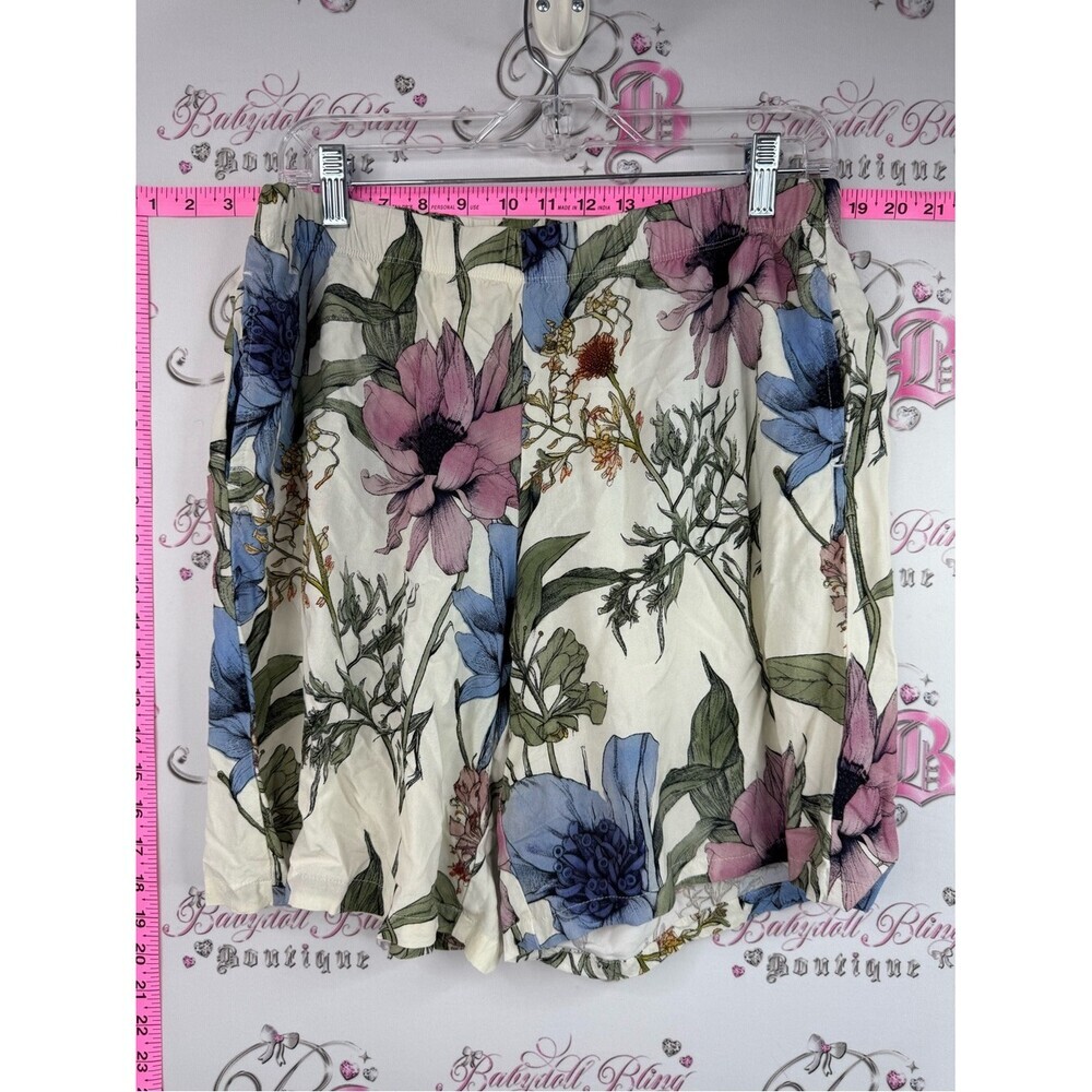 Joe Fresh shorts flowers Floral Cream Shorts with Pink and Blue Blooms